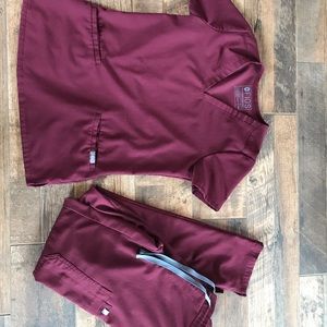 FIGS MAROON SCRUB SET